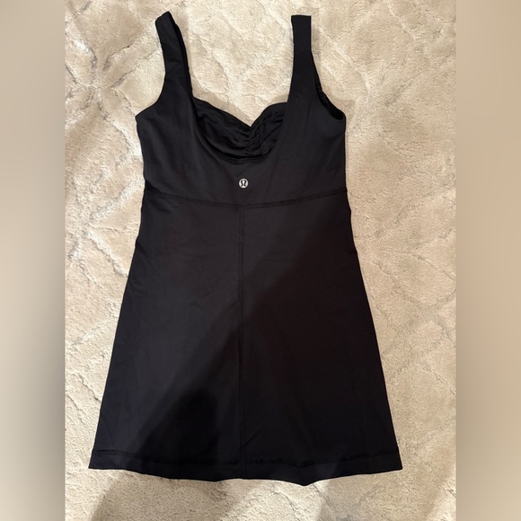 Lululemon Aria Ruched Tank Sz 4 - Picture 1 of 2